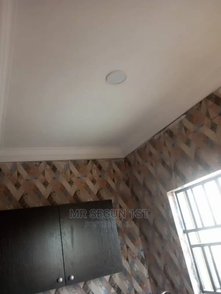 Mini Flat in Kasumu Estate, Akala Express for rent in Akala Express