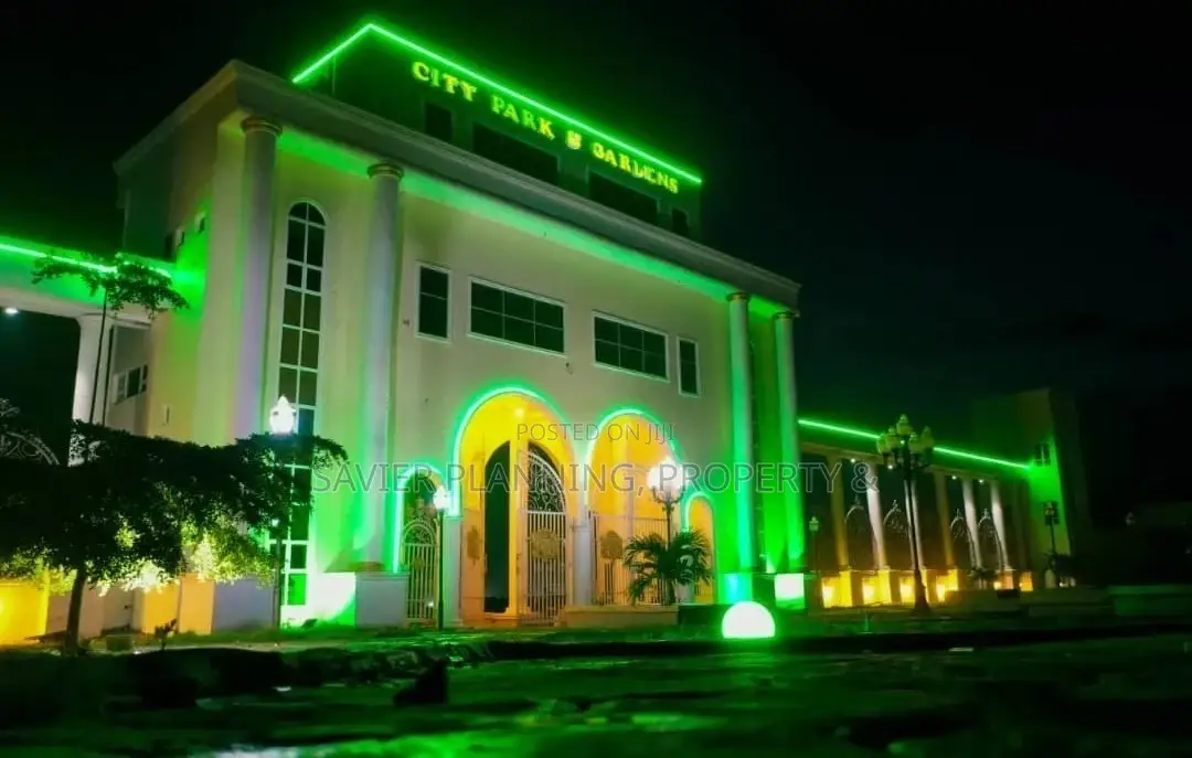 Adron City Park and Gardens Phase 1 in Alakia