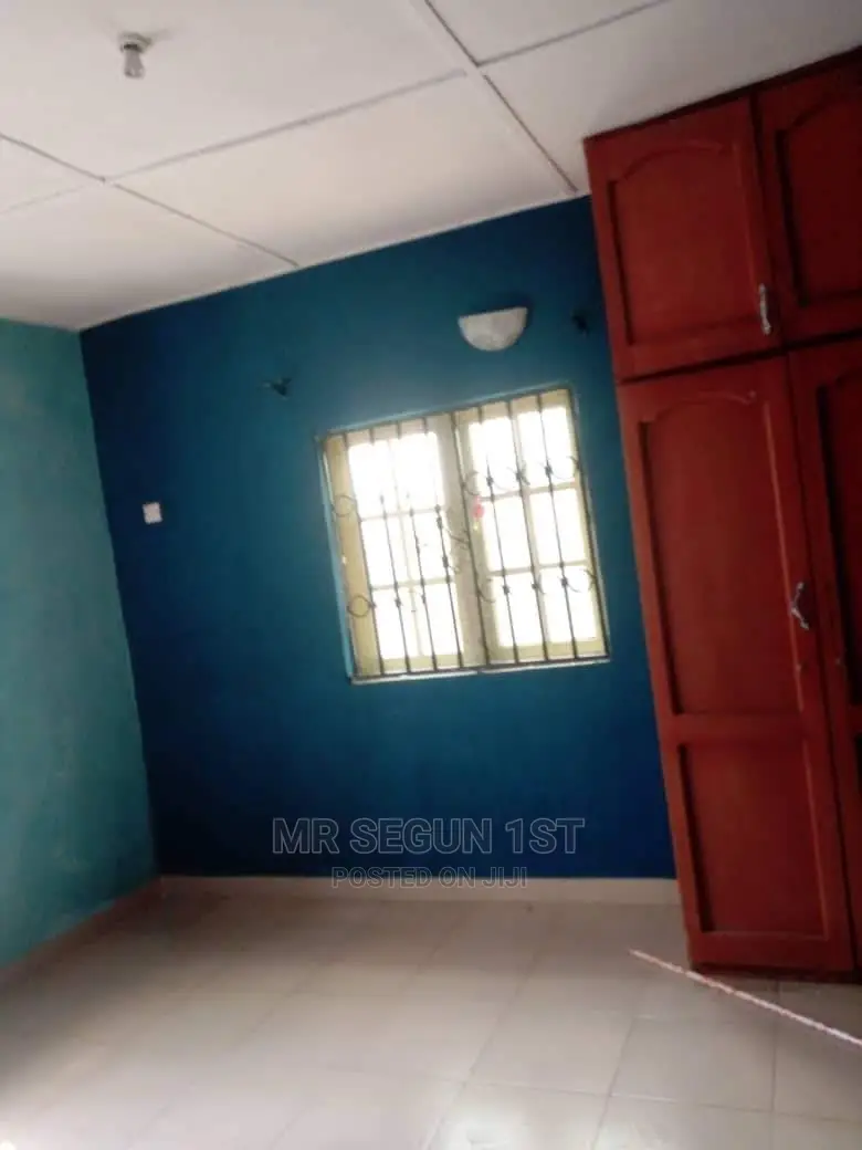 2bdrm Bungalow in Ire Wole Estate, Apata for rent in Apata