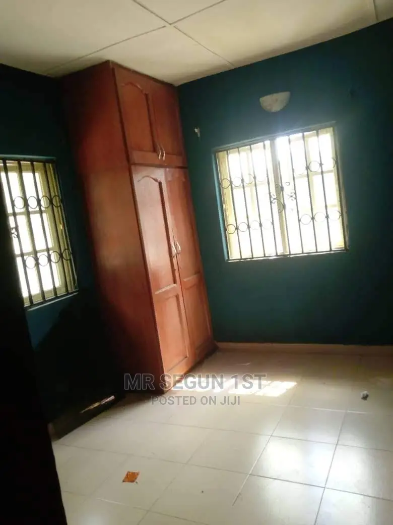 2bdrm Bungalow in Ire Wole Estate, Apata for rent in Apata