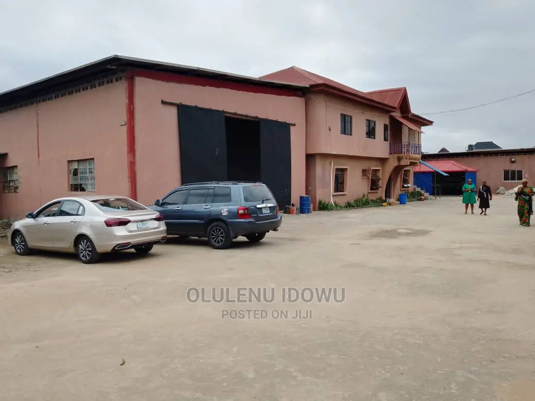 Ware House in Ayobo