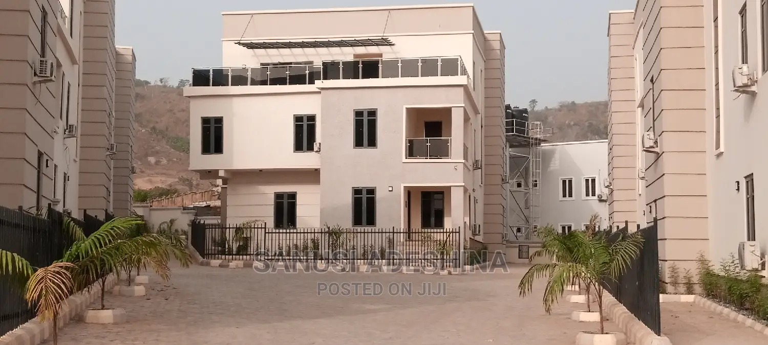 5bdrm Duplex in Katampe Extension By for sale in Katampe Extension