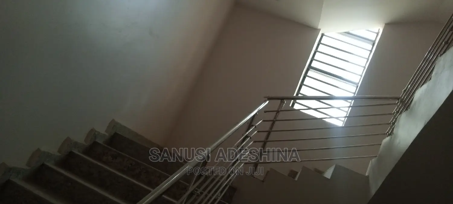 5bdrm Duplex in Katampe Extension By for sale in Katampe Extension