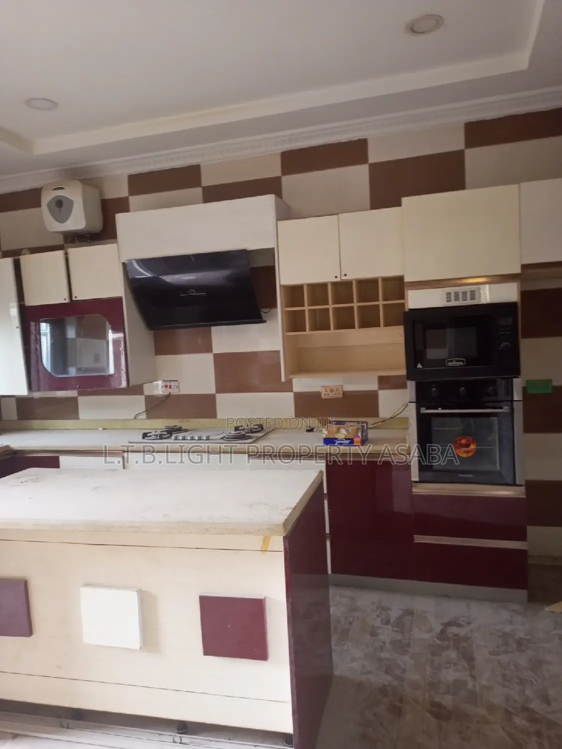 4bdrm Duplex in L.T.B Light, Oshimili South for rent in Oshimili South