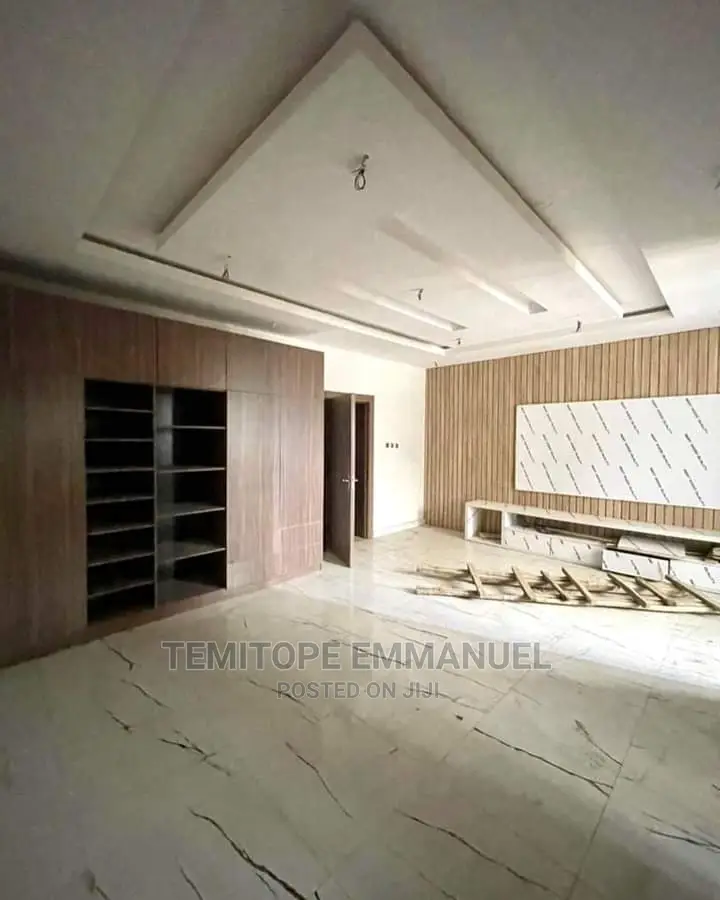 Furnished 4bdrm Duplex in Ikeja Gra for sale in Ikeja GRA