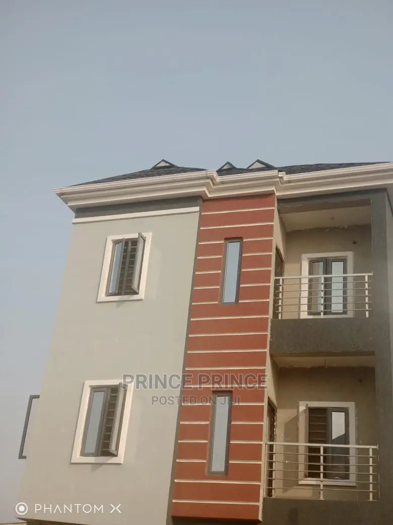 Furnished 2bdrm Block of Flats in Surulere for rent in Surulere