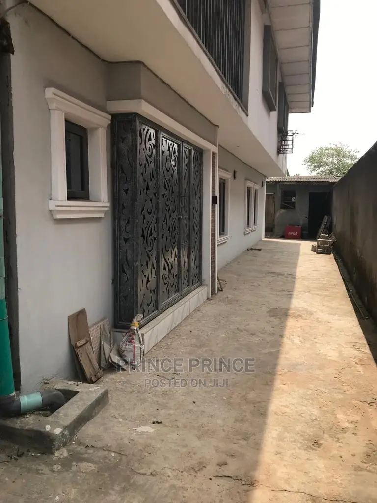 Furnished 3bdrm Block of Flats in Aguda, Surulere for rent in Surulere