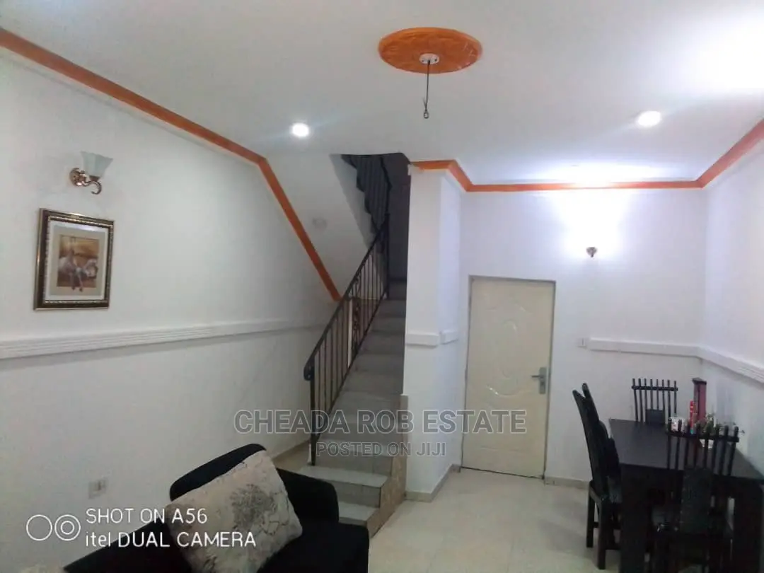Best Secured 2bed Shortlet |Free Wifi|24hrs Light|Stadium Rd in Aba Expressway