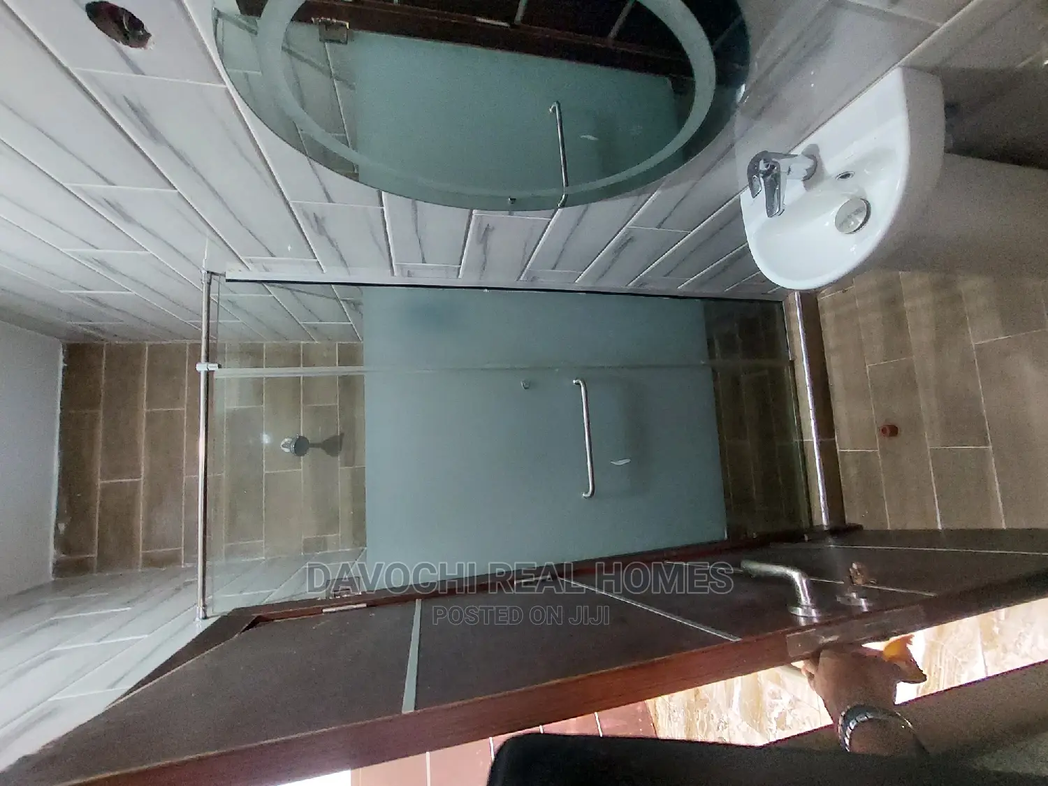 3bdrm Apartment in Chevron Estate, Lekki for rent in Lekki