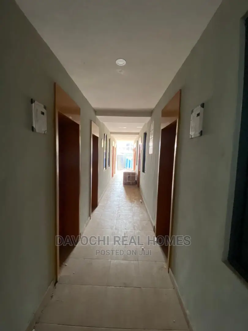 3bdrm Apartment in Lekki Phase 1 for Sale in Lekki