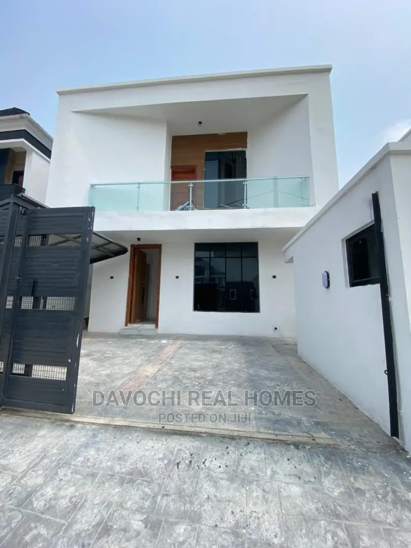 5bdrm Duplex in Chevron Estate, Lekki for Sale in Lekki