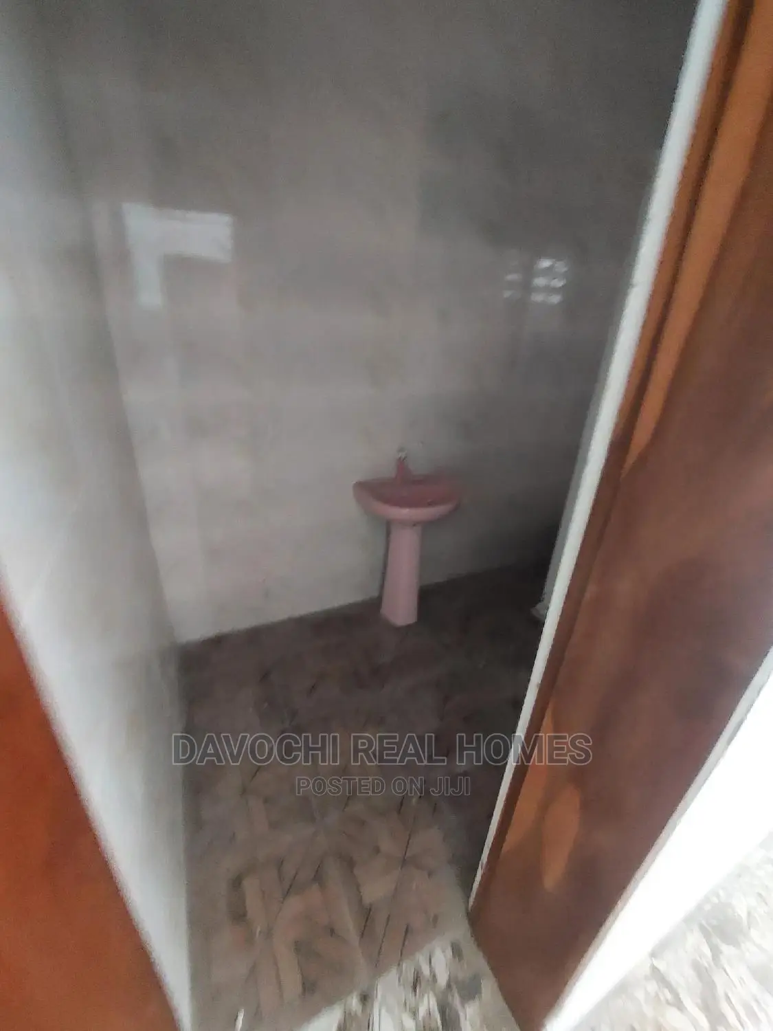2bdrm Apartment in Chevron Second Toll, Lekki for rent in Lekki