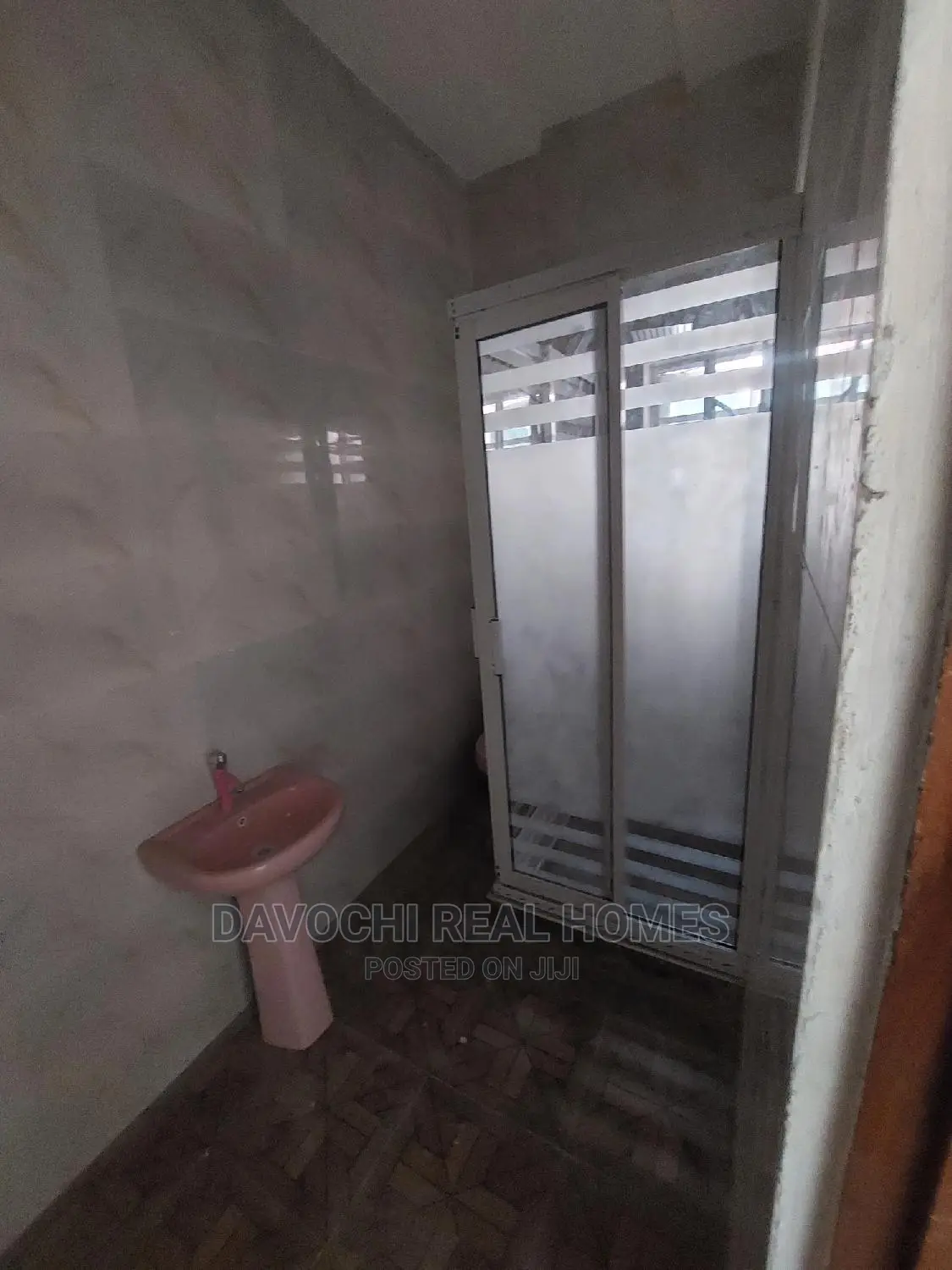 2bdrm Apartment in Chevron Second Toll, Lekki for rent in Lekki