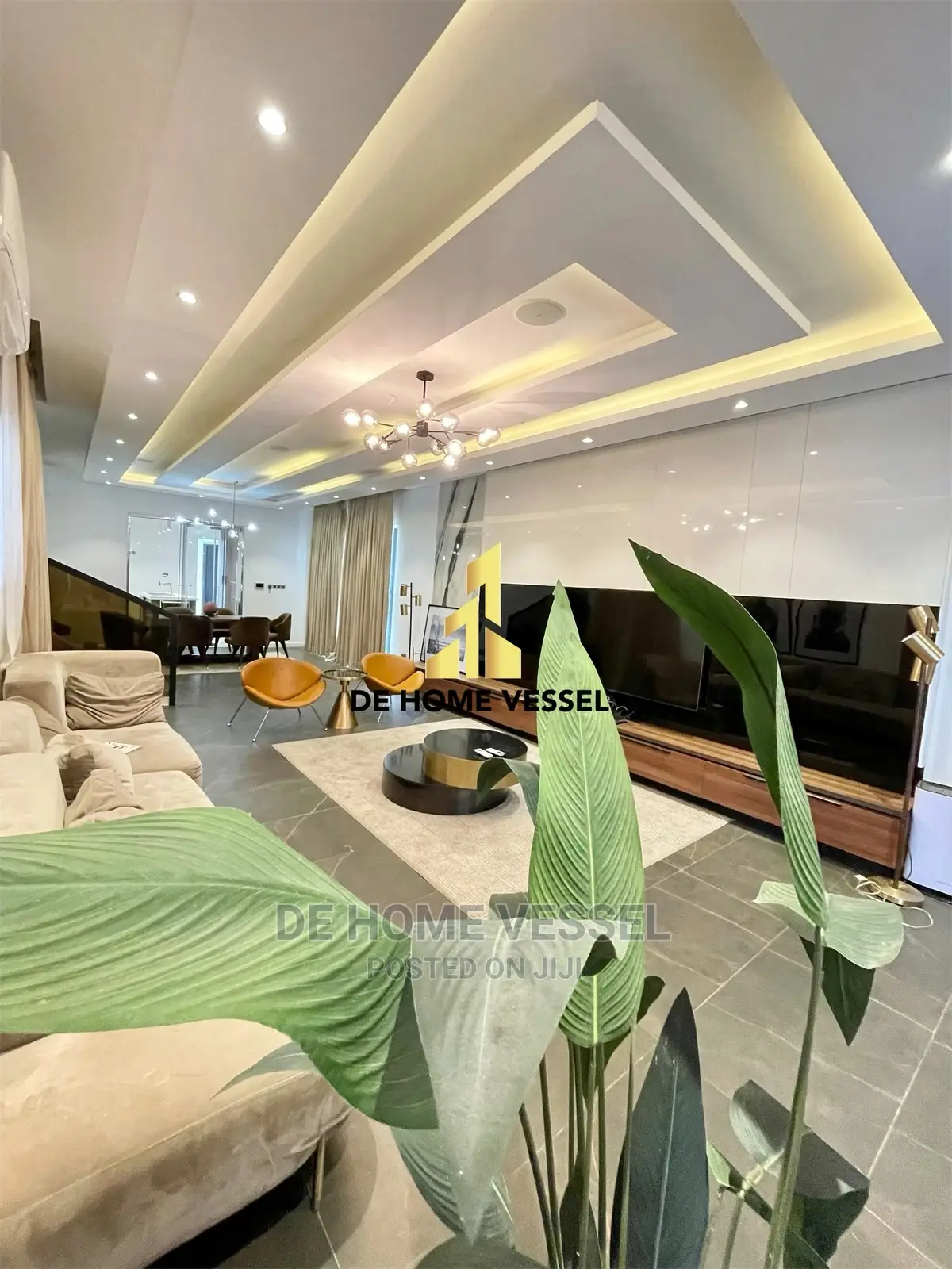 Furnished 5bdrm Duplex in Osapa London for Sale in Osapa london
