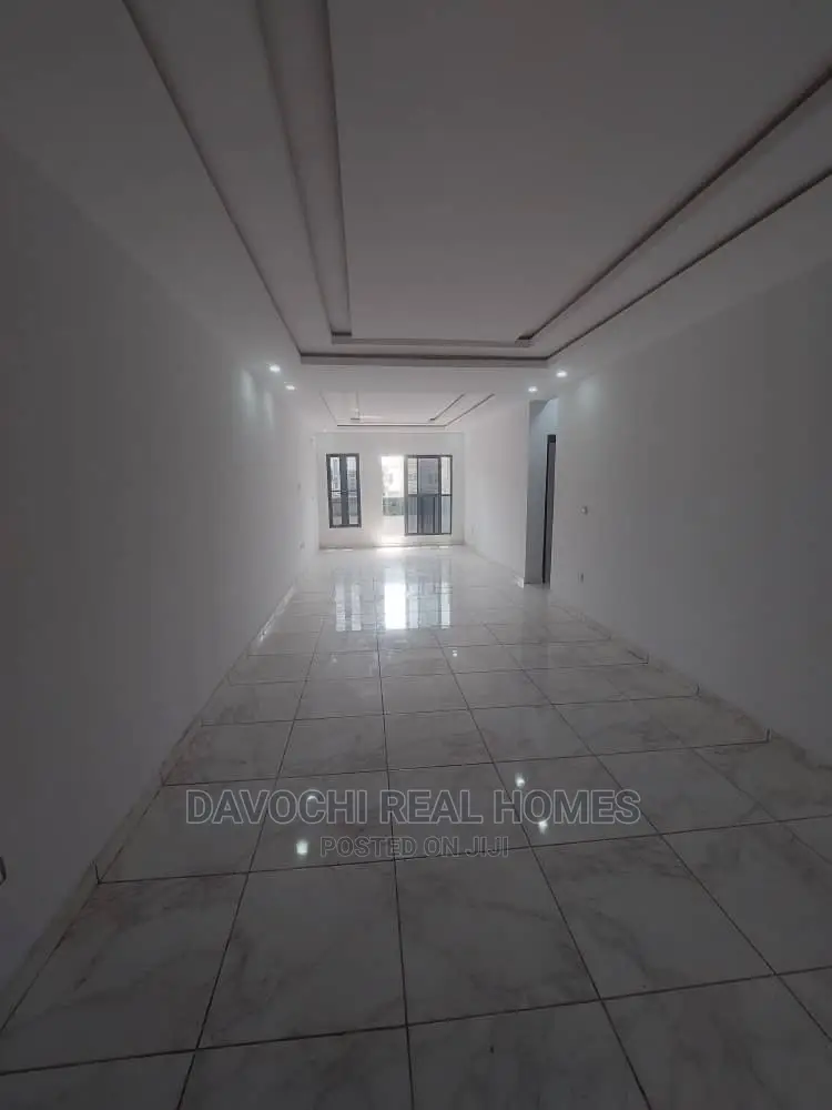 2bdrm Apartment in Chevron Estate, Lekki for rent in Lekki