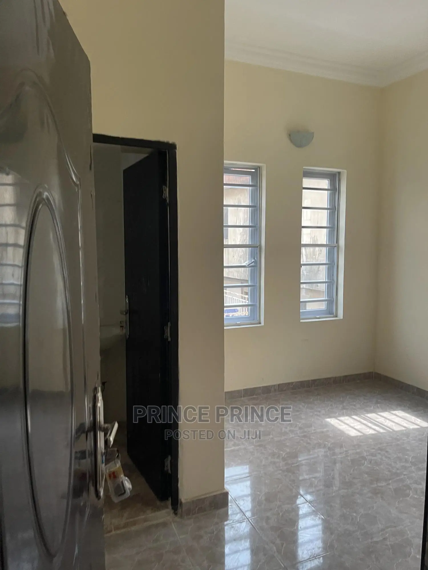 Furnished 3bdrm Block of Flats in Aguda Surulere for rent in Surulere