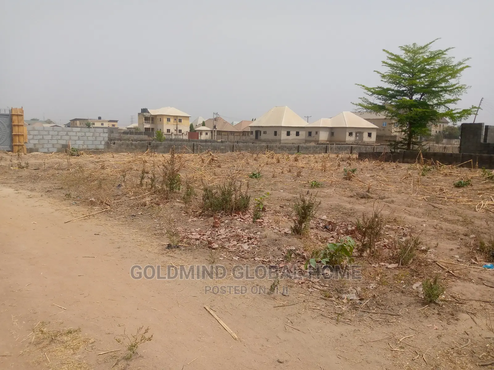 Residential Land in Gwagwalada Awoof Sale. Size: 1,000sqm in Kutunku