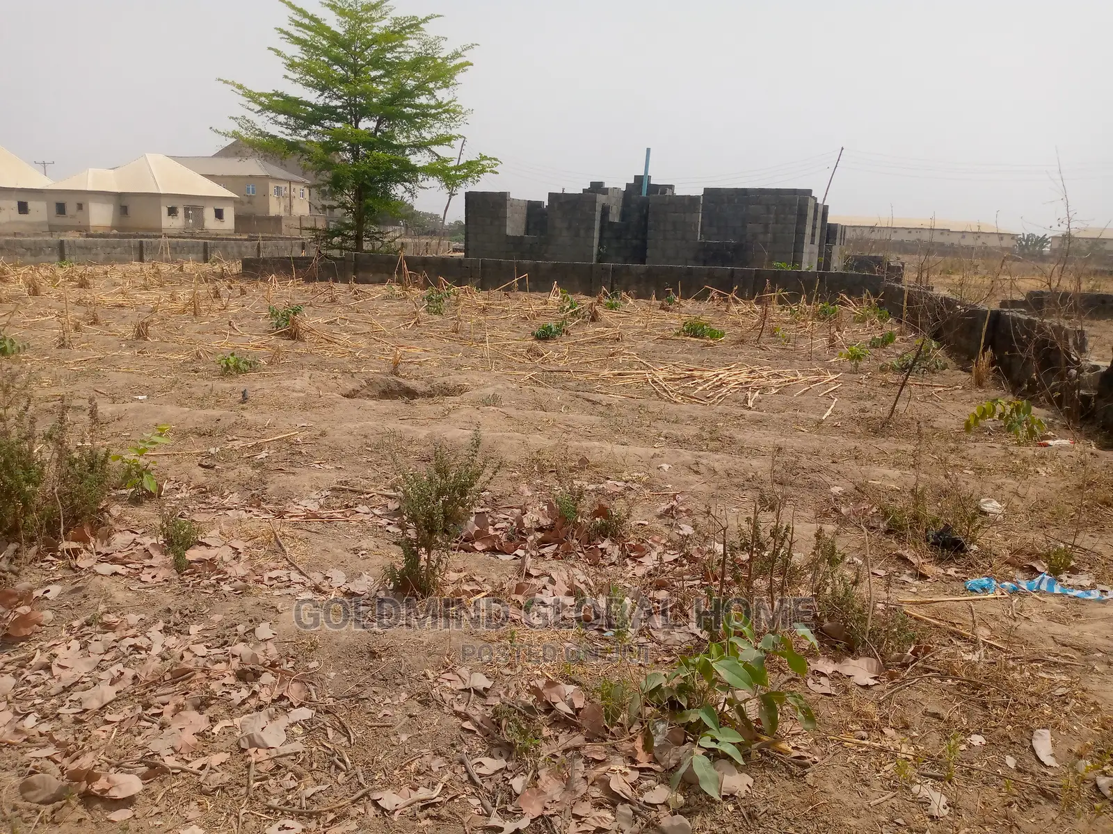 Residential Land in Gwagwalada Awoof Sale. Size: 1,000sqm in Kutunku