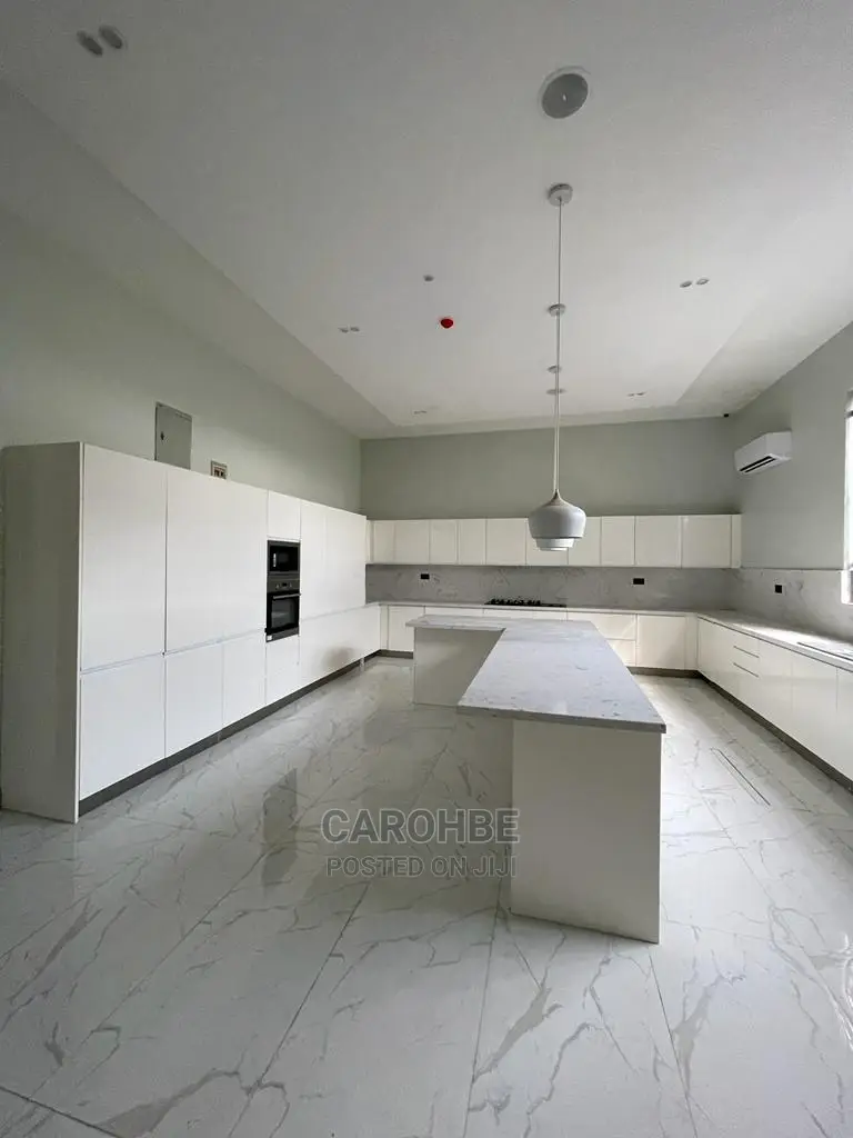 6bdrm Duplex in Ikoyi, Banana Island for Sale in Banana Island