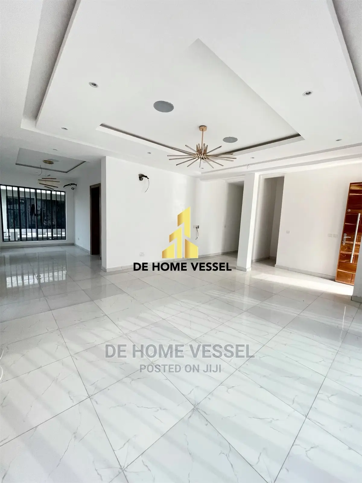 5bdrm Duplex in Osapa london for sale in Osapa london