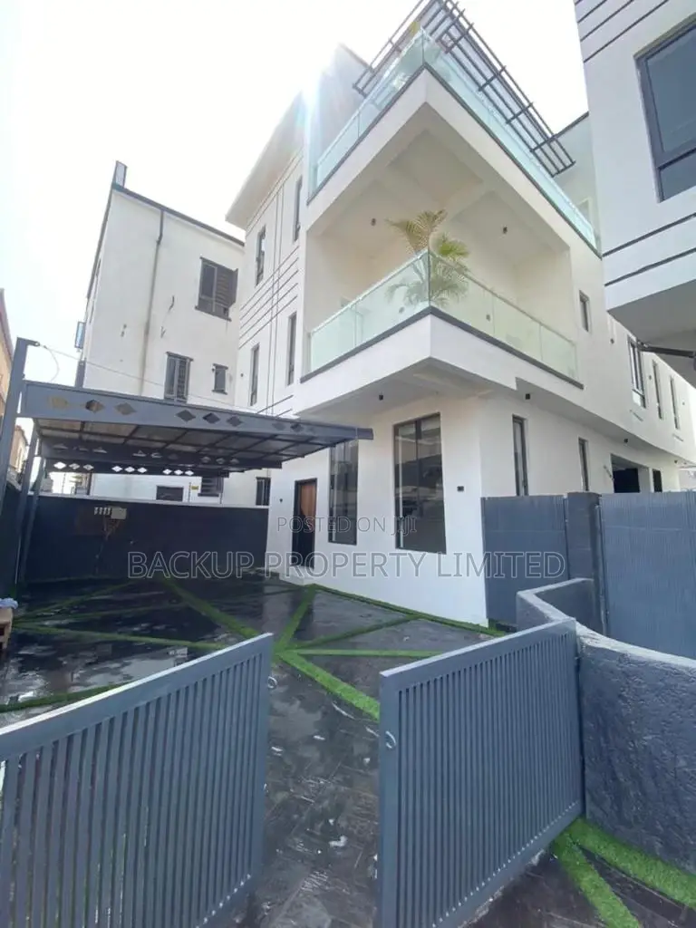 6bdrm Duplex in Ikate for Sale in Ikate