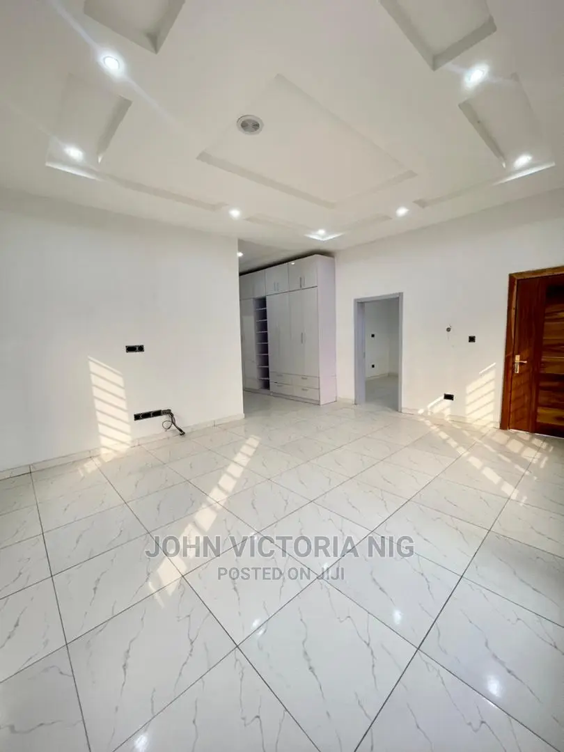 Furnished 5bdrm Duplex in Ikota Lekki for sale in Ikota