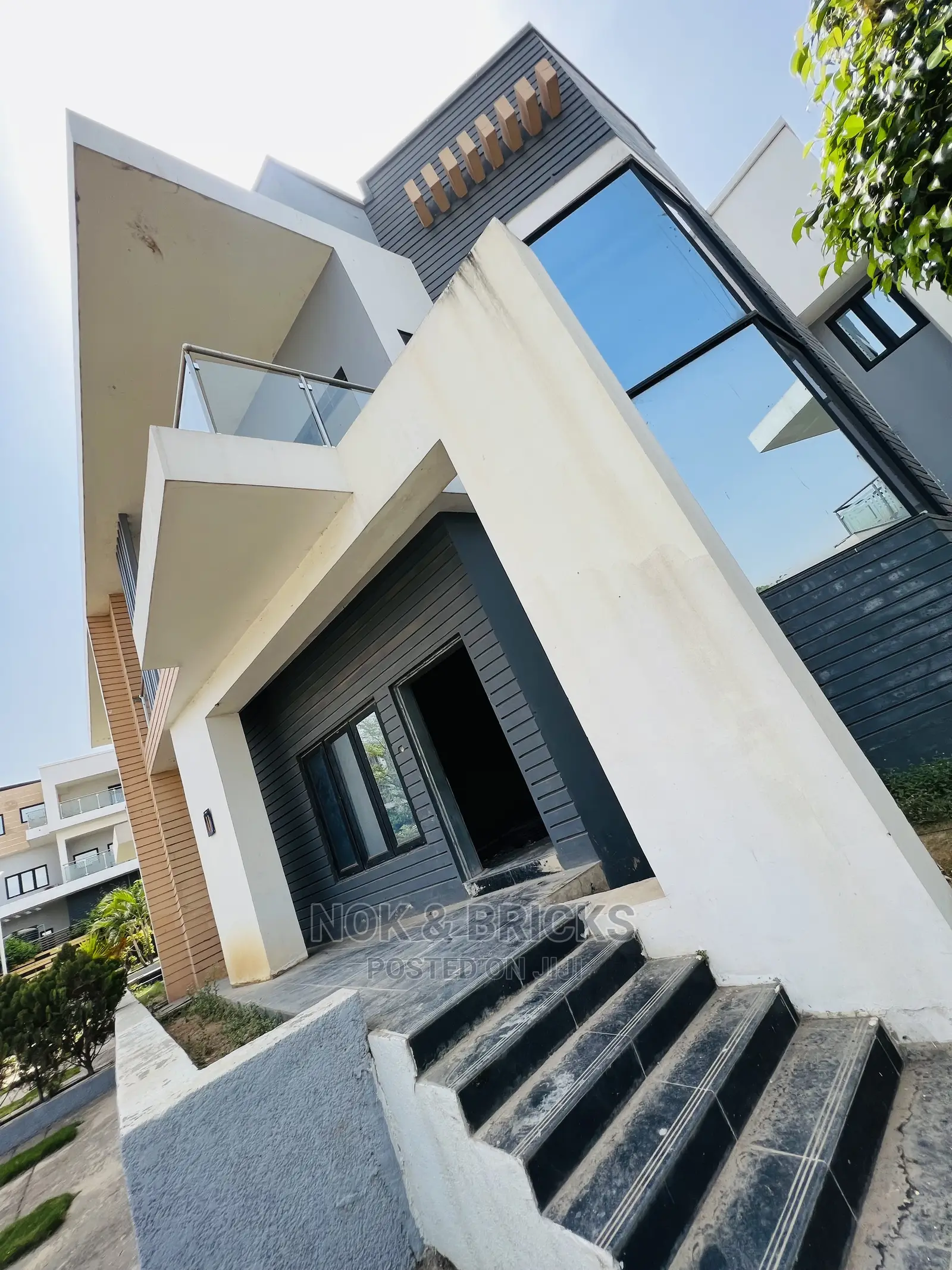 4bdrm Duplex in The Bridge, Idu for sale in Idu