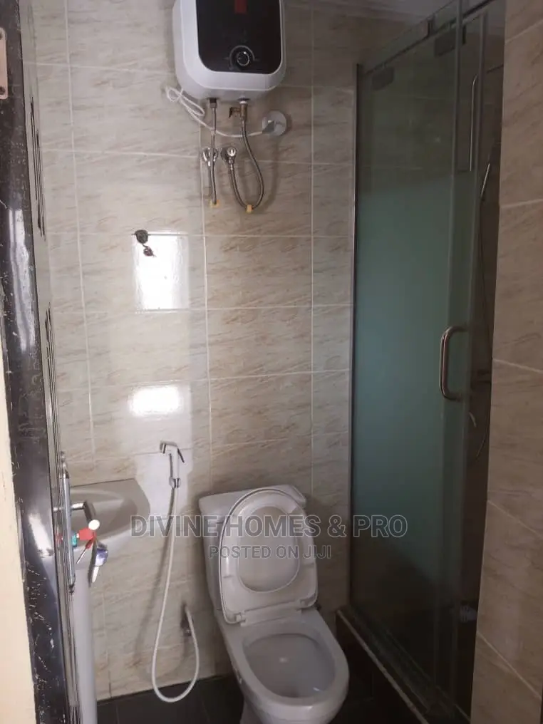 4bdrm Duplex in Life Camp for sale in Life Camp