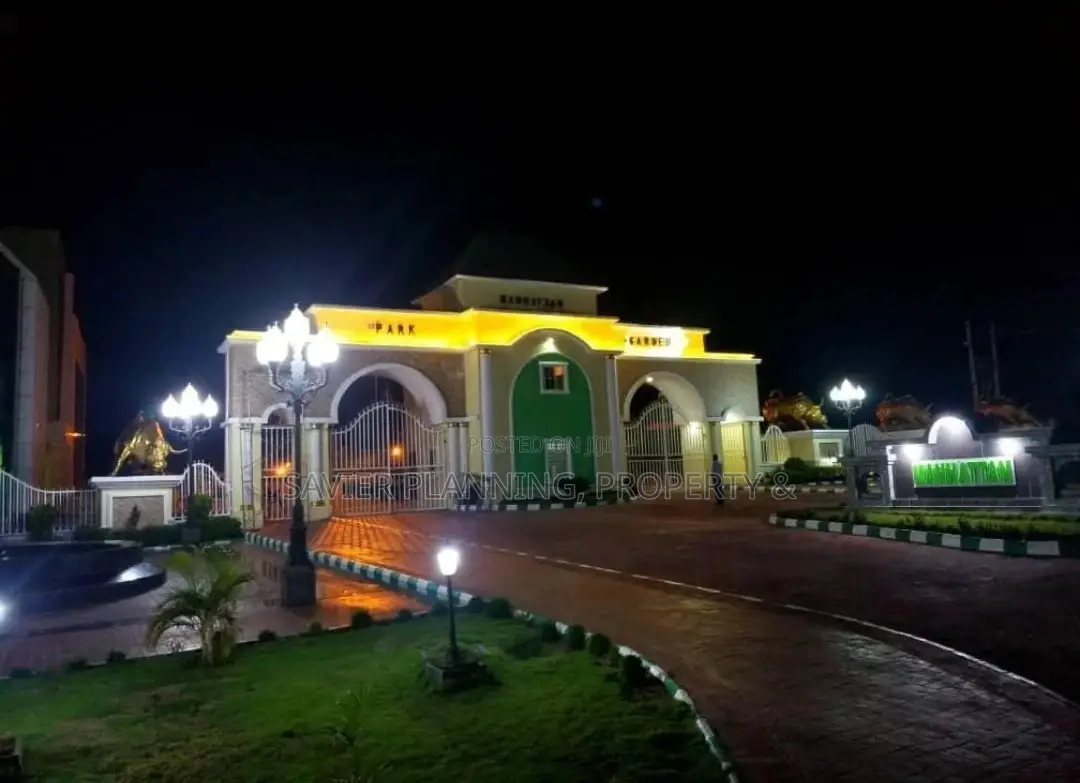 Adron Manhattan Park And Gardens Phase 1 in Nyanya