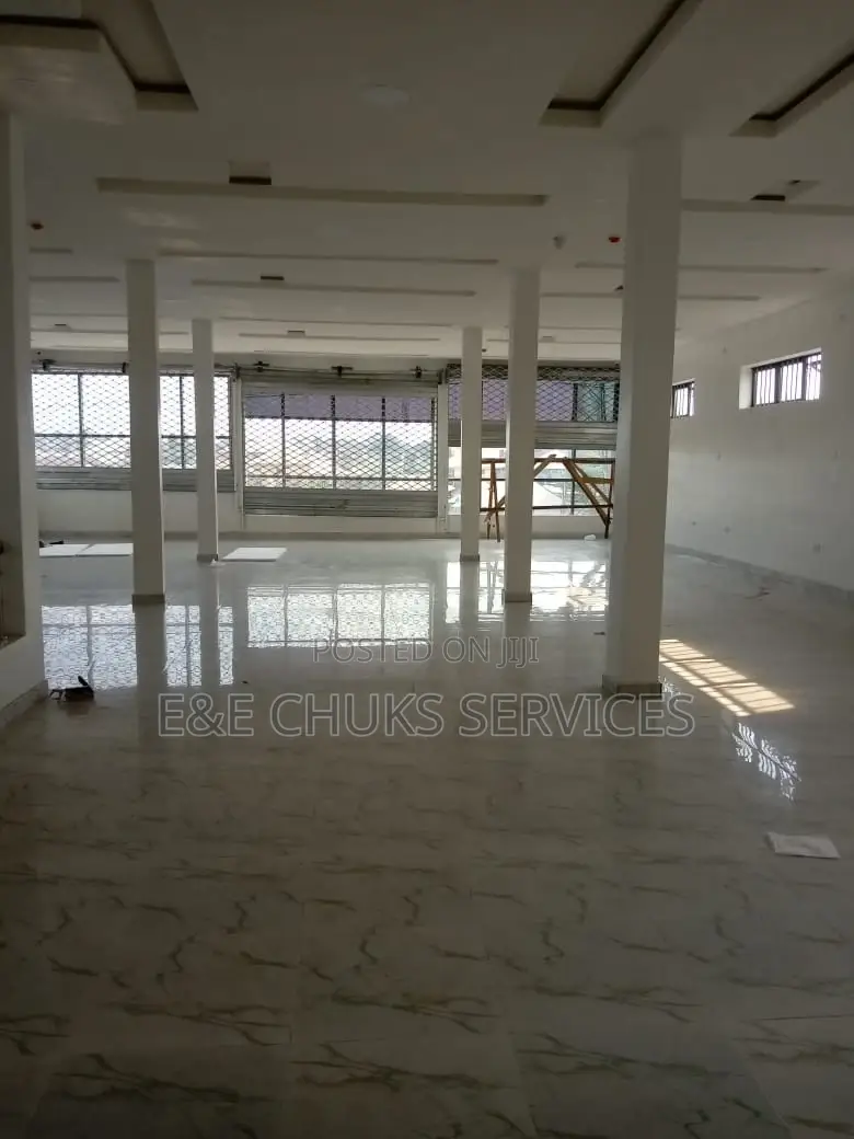 Brand New Office Plaza/Showroom in Obio-Akpor