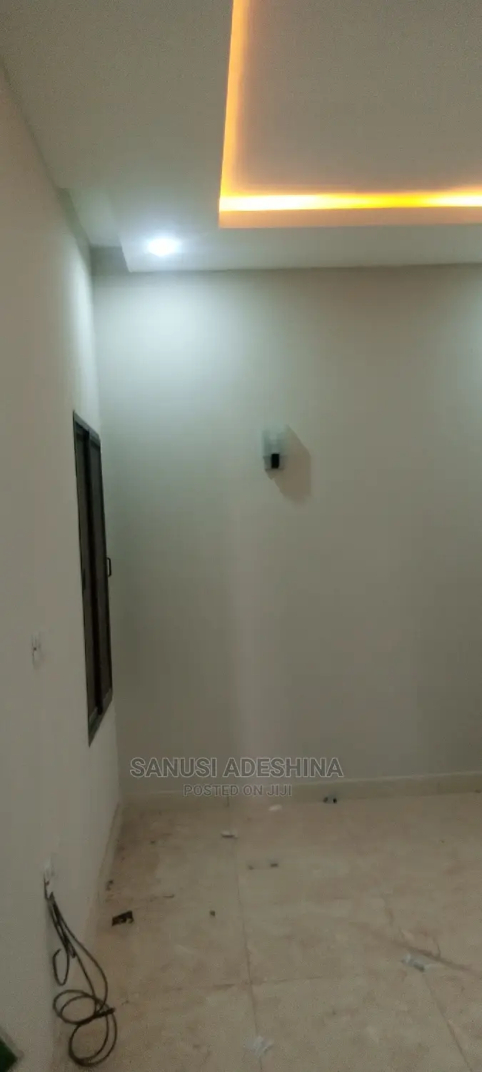 2bdrm Block of Flats in Jahi By Gilmore for sale in Jahi