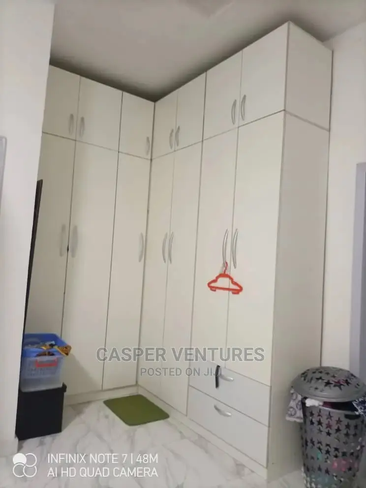 4bdrm Duplex in Agungi for rent in Agungi