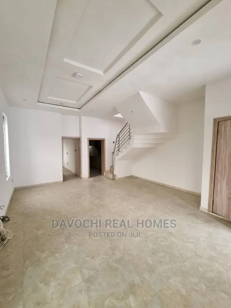 4bdrm Duplex in Orchid Road, Lekki for rent in Lekki