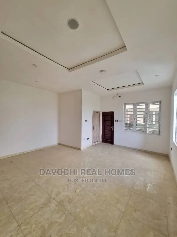 4bdrm Duplex in Orchid Road, Lekki for rent in Lekki