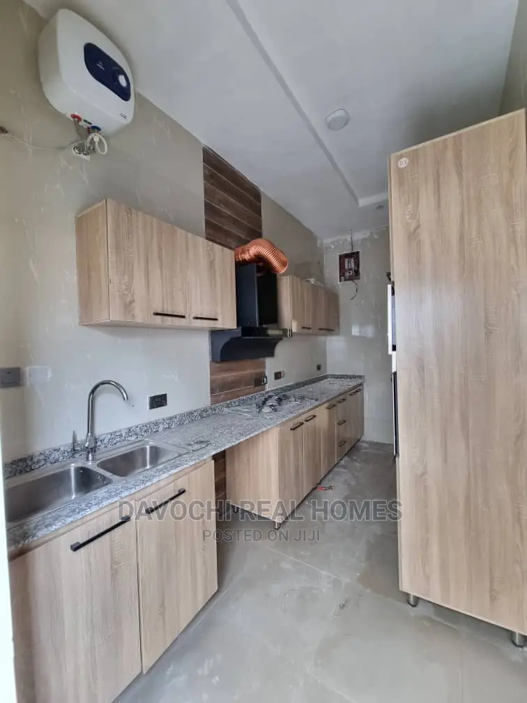 4bdrm Duplex in Orchid Road, Lekki for rent in Lekki