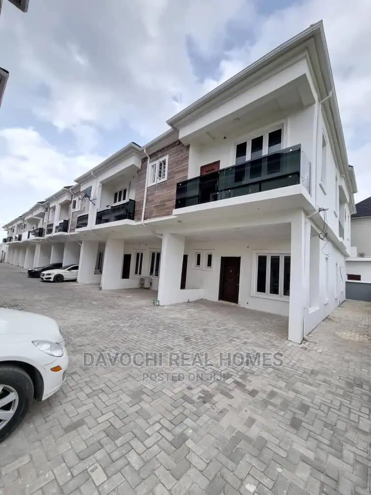 4bdrm Duplex in Orchid Road, Lekki for rent in Lekki