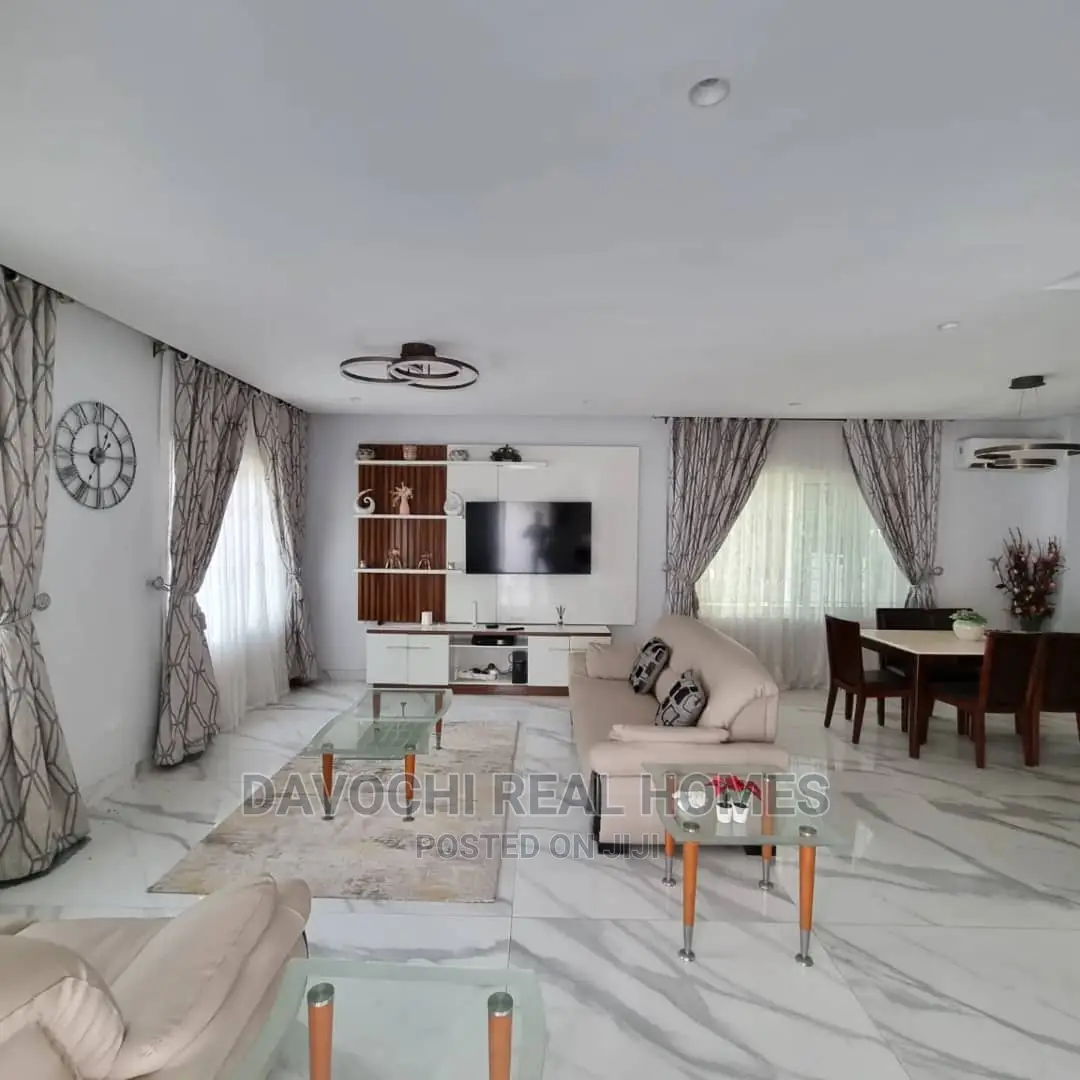 Furnished 4bdrm House in Lekki Phase One for Rent in Lekki