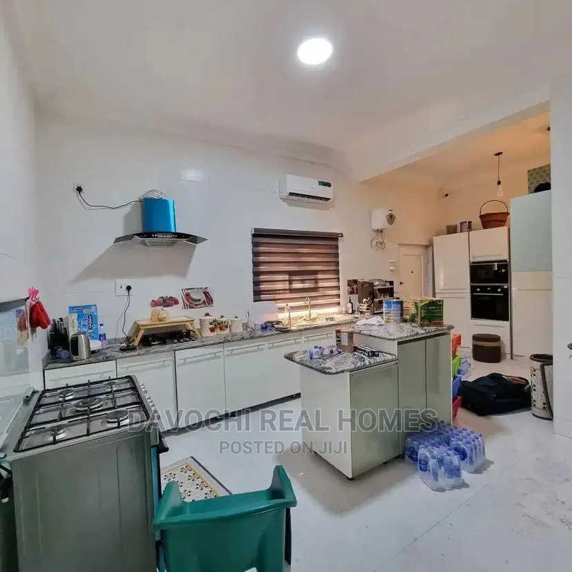 Furnished 5bdrm Duplex in Lekki Phase One for rent in Lekki