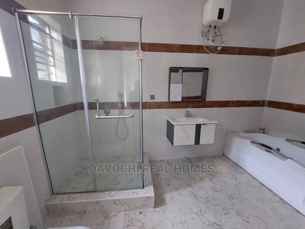 4bdrm Duplex in By Chevron Second, Lekki for rent in Lekki