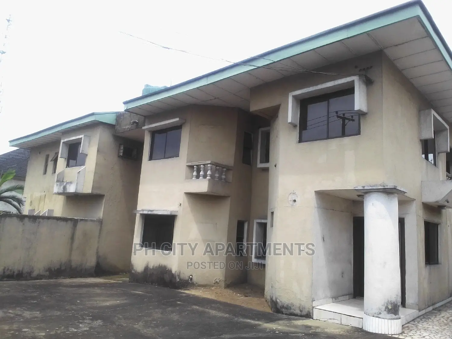 Duplex With C of O in Port-Harcourt