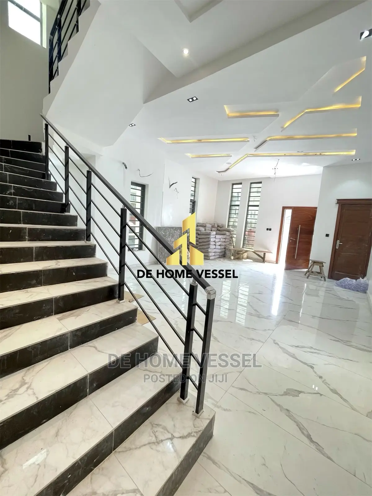 5bdrm Duplex in Ikate for Sale in Ikate