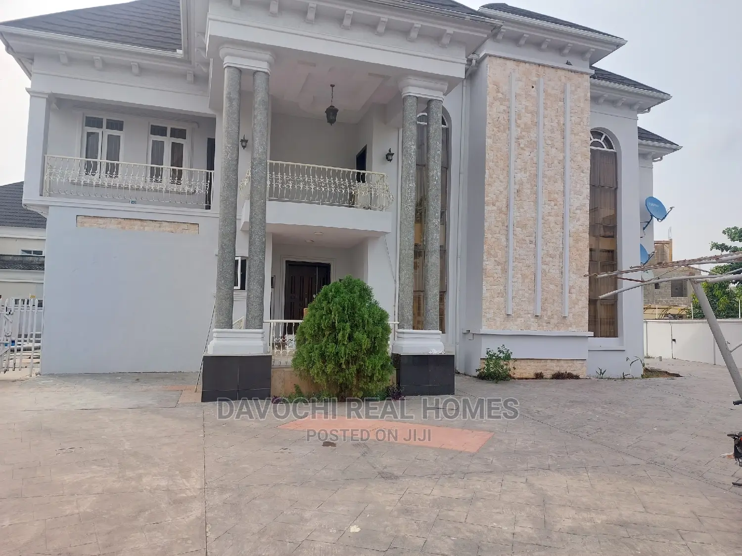 Furnished 6bdrm Apartment in Pinnock Estate Osapa, Lekki for rent in Lekki