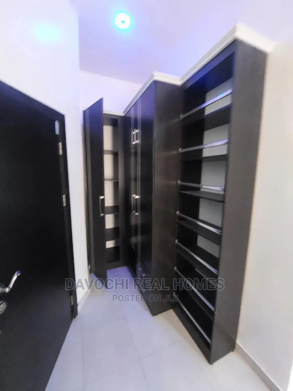 Furnished 6bdrm Apartment in Pinnock Estate Osapa, Lekki for rent in Lekki