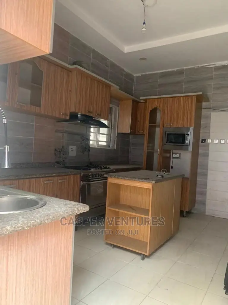 Studio Apartment in Osapa for rent in Osapa london