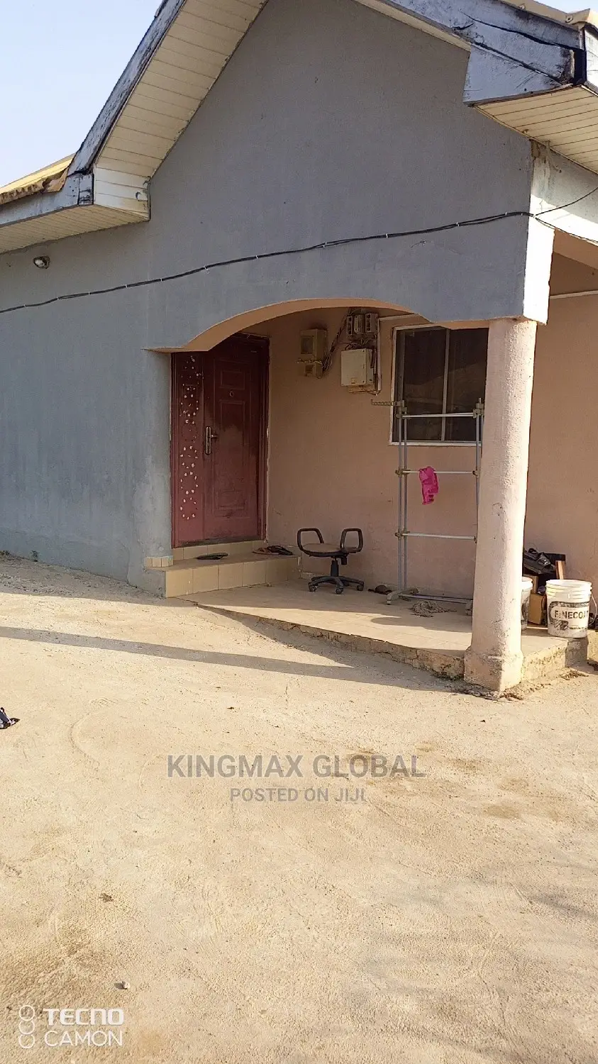 4bdrm Bungalow in Gaduwa for sale in Gaduwa