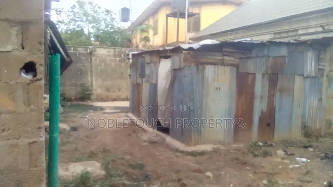 6bdrm Room & Parlour in Egbeda Idimu Lagos for sale in Egbeda