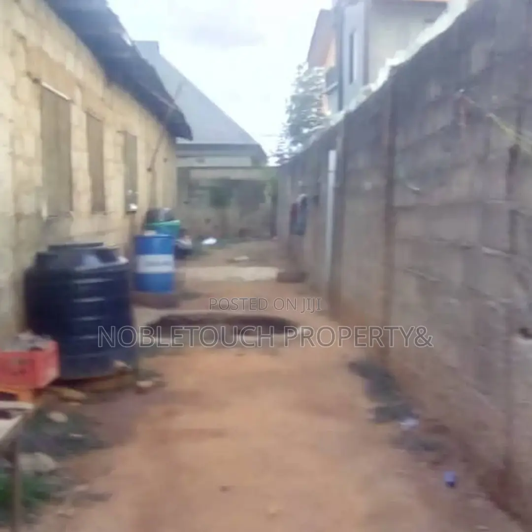 6bdrm Room & Parlour in Egbeda Idimu Lagos for sale in Egbeda