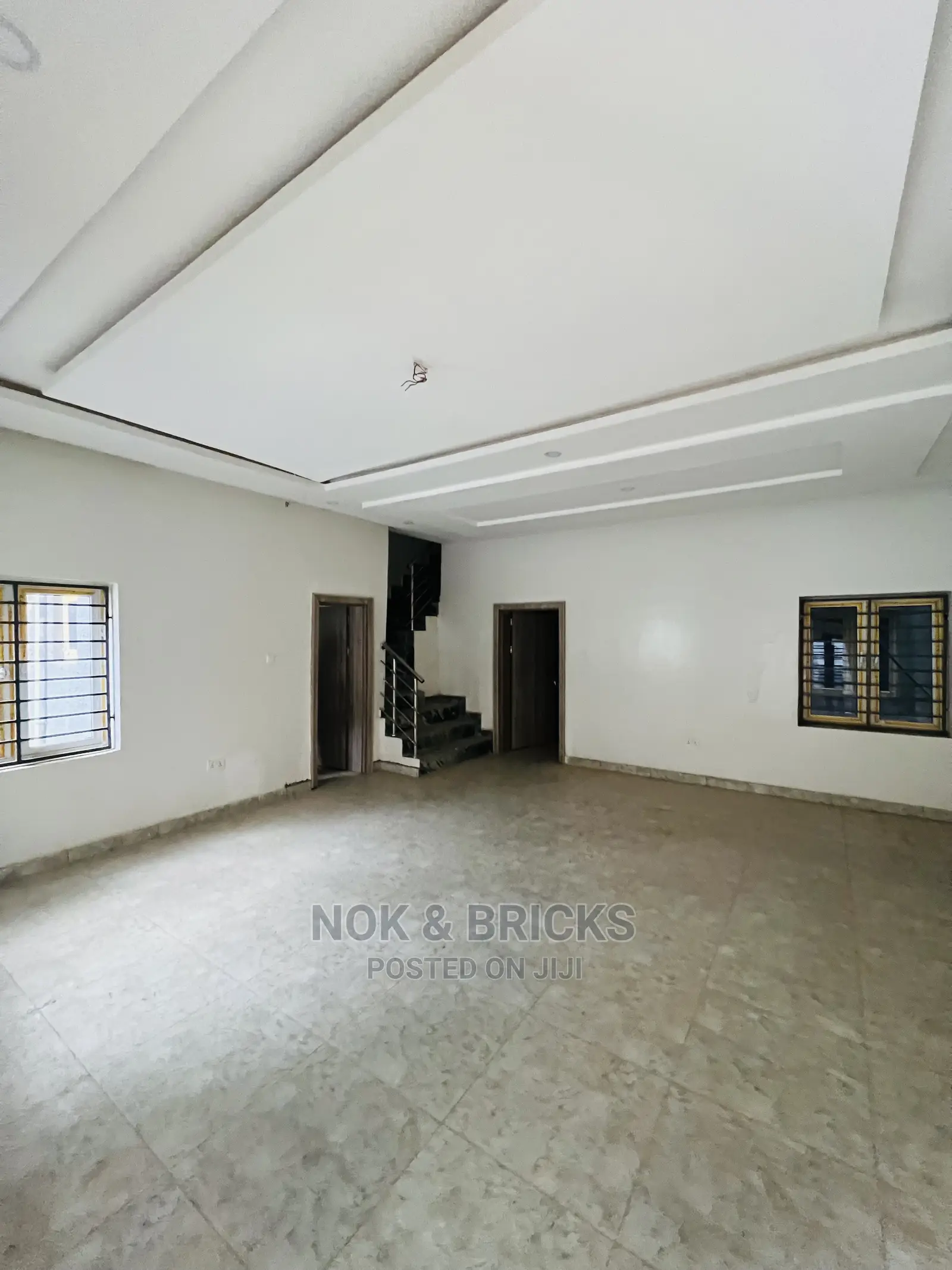 4bdrm Duplex in Peach Court, Guzape District for sale in Guzape District