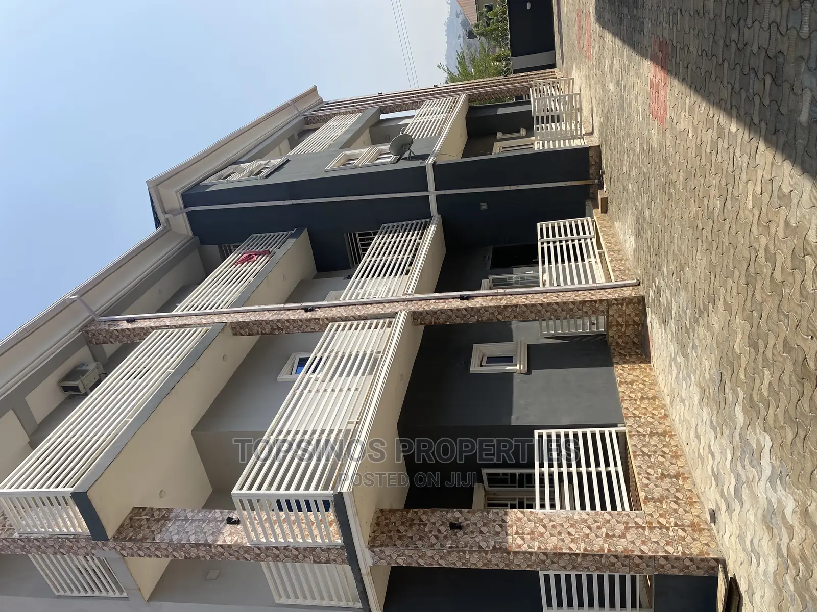 3bdrm Block of Flats in Dawaki for rent in Dawaki