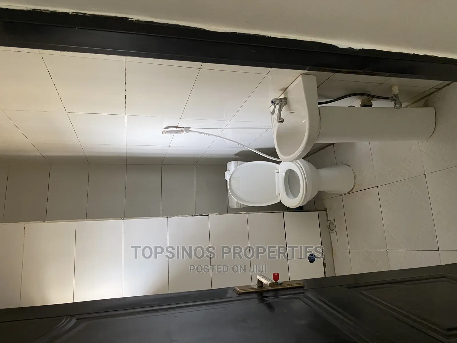 1bdrm Block of Flats in Trans Engineering for rent in Dawaki